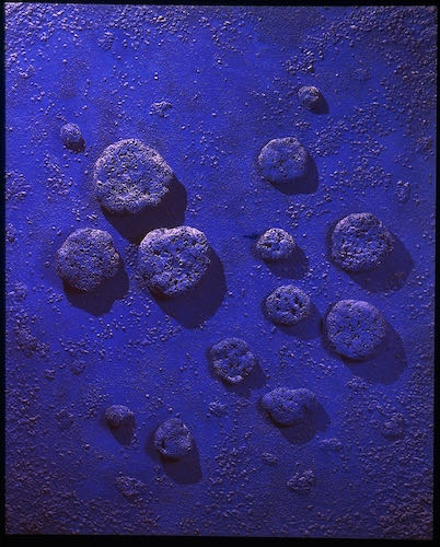 Yves Klein, Relief éponge (RE 46), 1960 | Article on ArtWizard